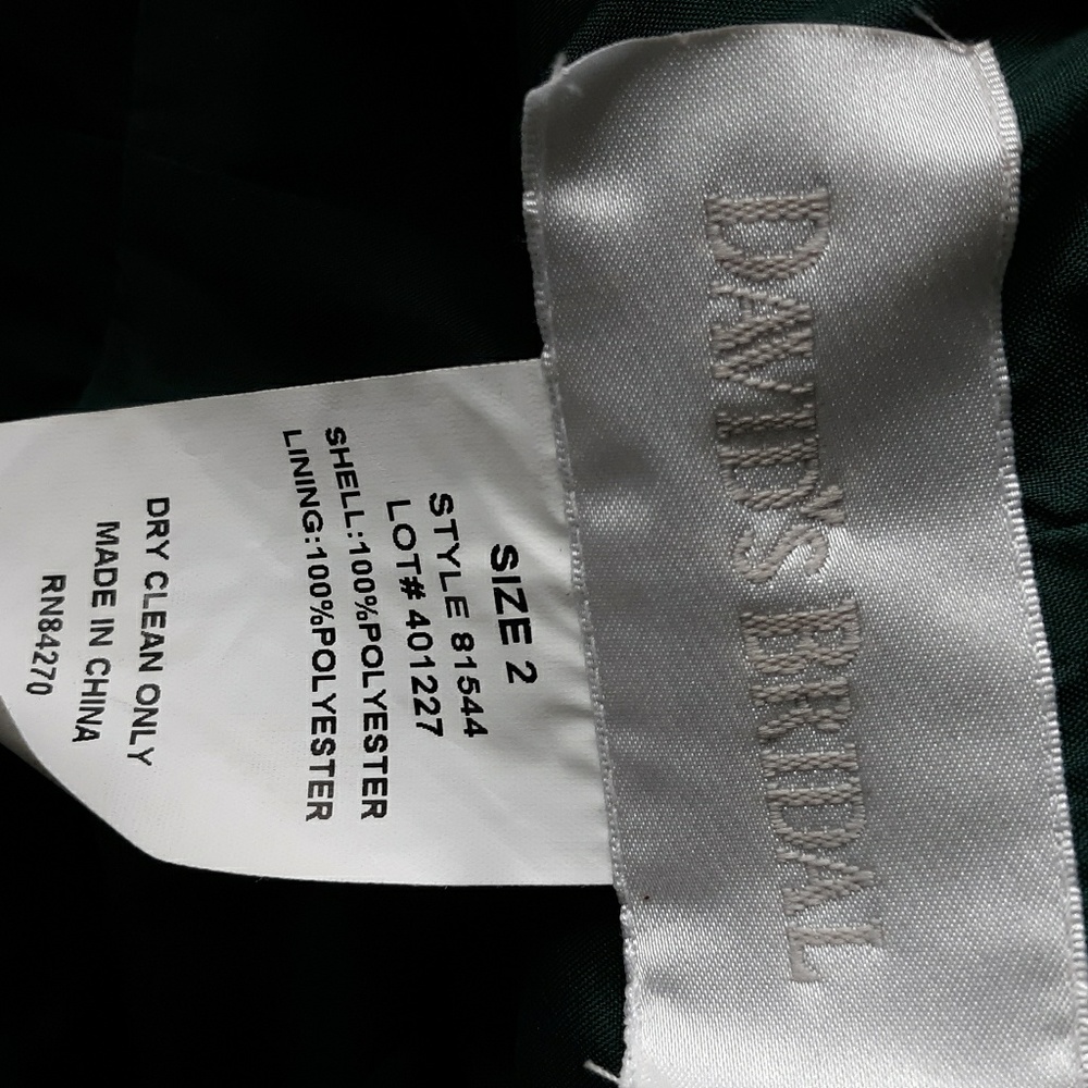 Gown - Picture 3 of 5